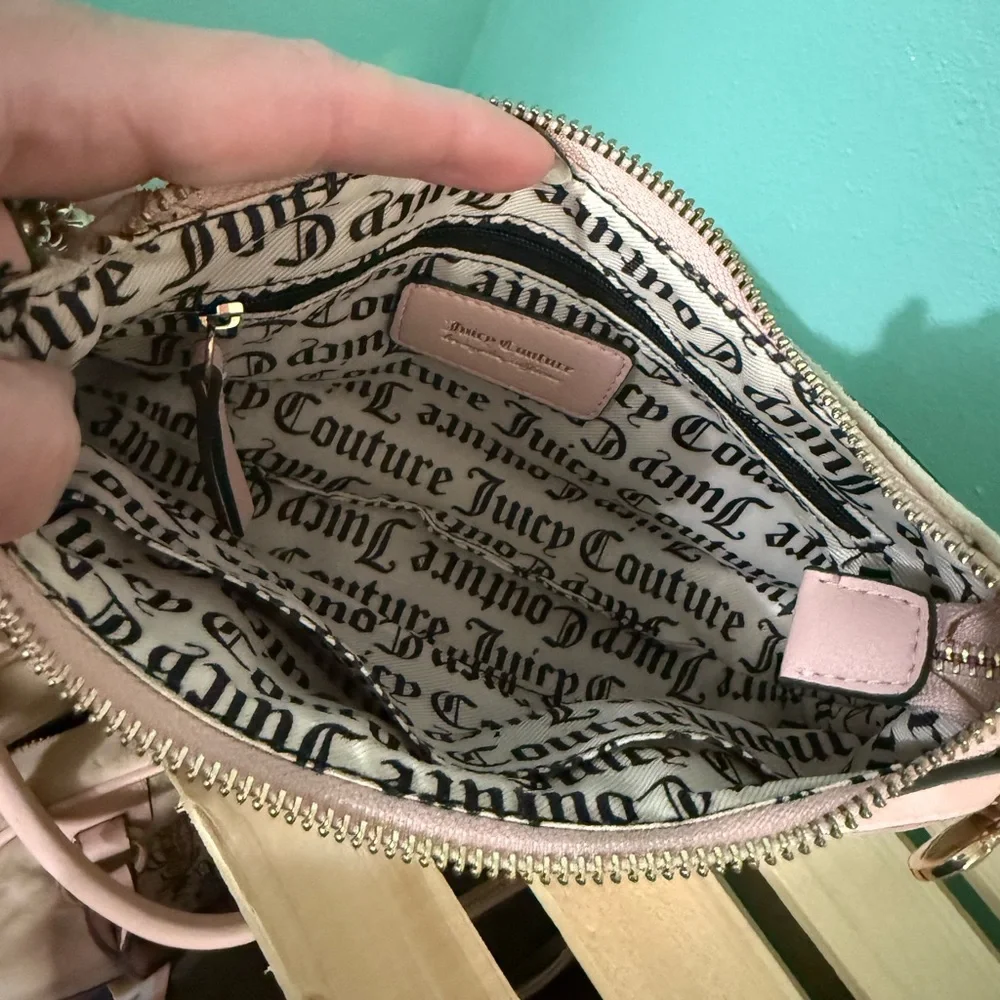 Juicy Couture Pink and Beige Shoulder Bag - Picture 4 of 4